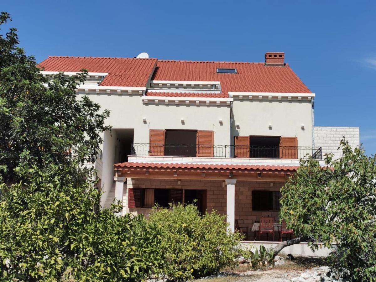 Apartment Stanisic Kneza エクステリア 写真