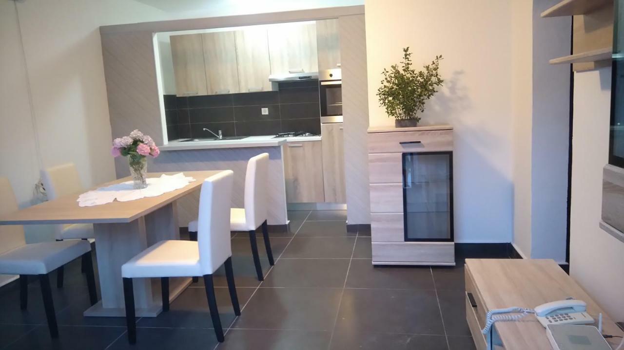 Apartment Stanisic Kneza エクステリア 写真